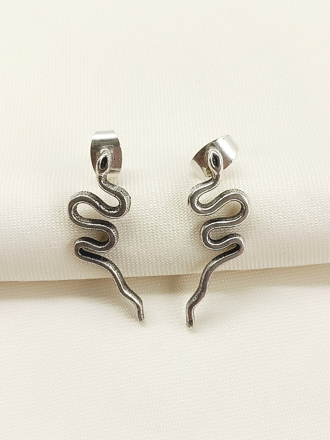 https://cdn.shopify.com/s/files/1/0607/4479/4285/files/1_9bf0af2f-7ea7-49d7-8ba6-bc349e04546d.jpg?v=1772186414