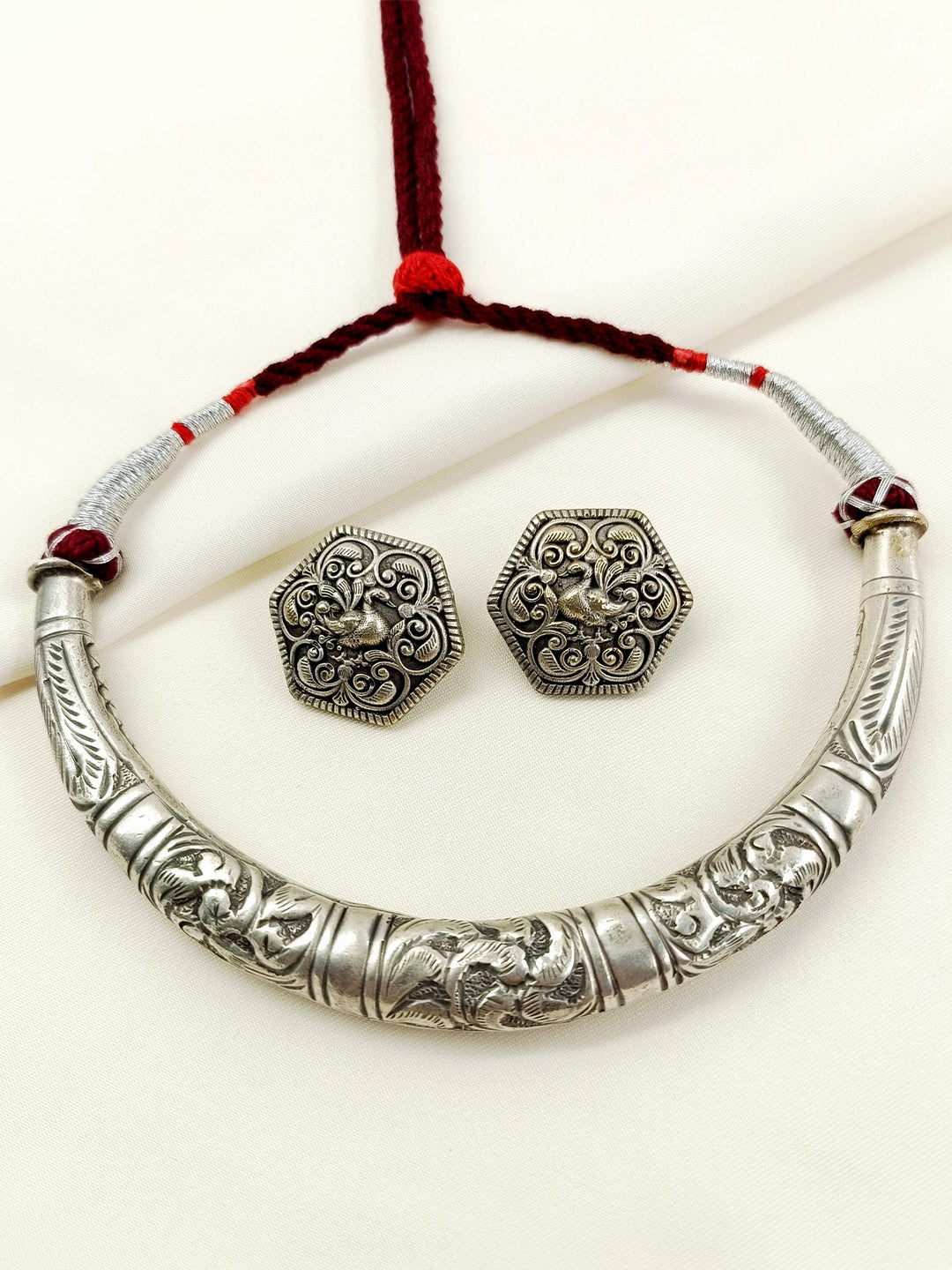 Husna Maroon Tribal Oxidized Hasli Choker Set