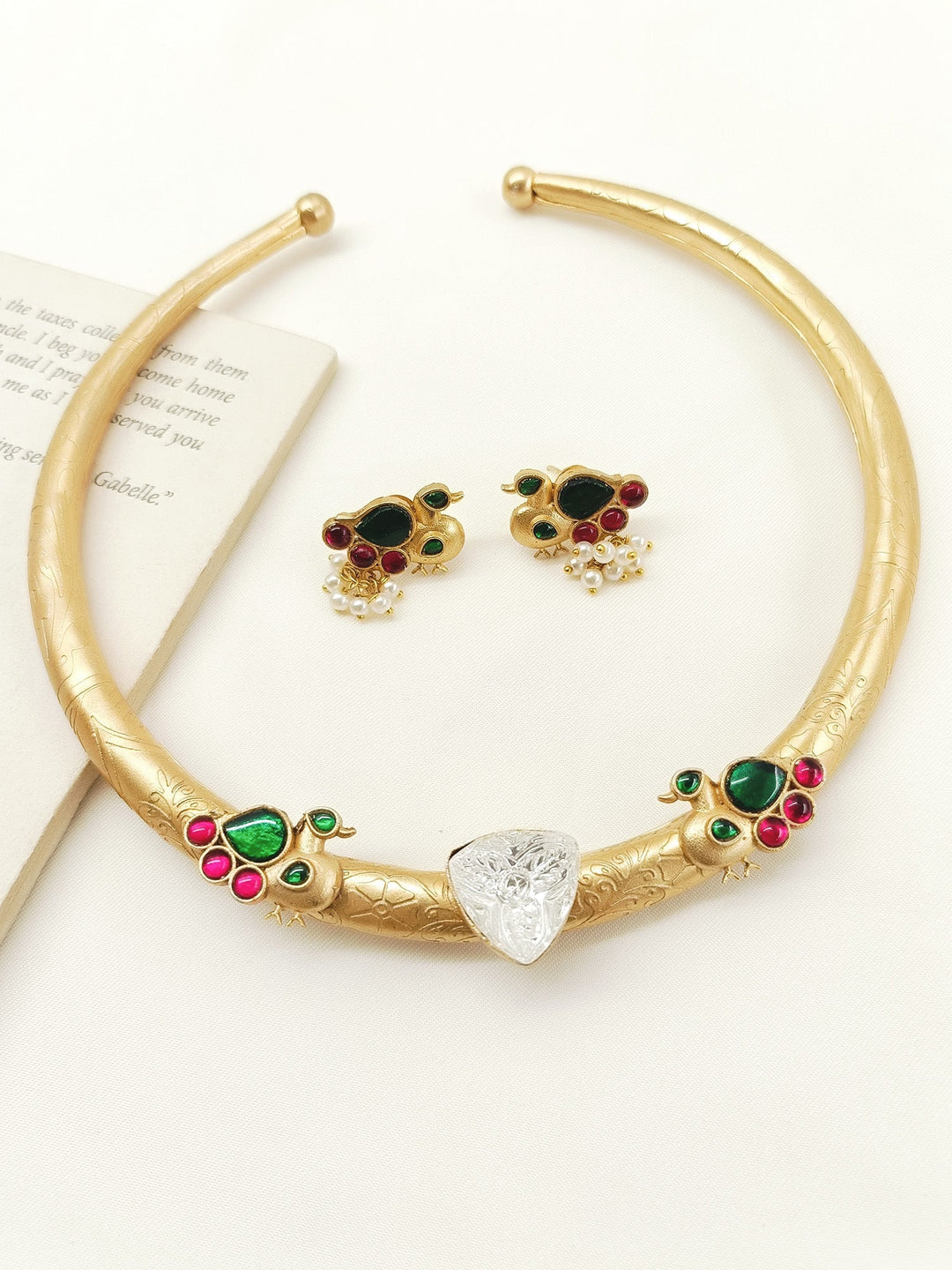 Morgana R&G Boutique Hasli Styled Choker Set