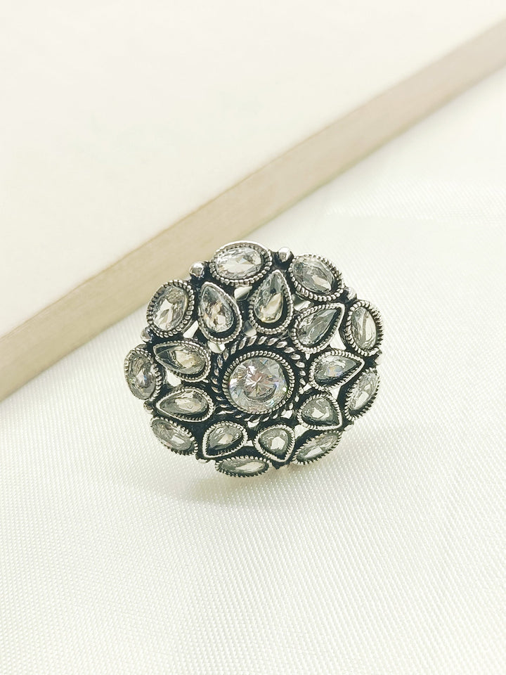 Kanak White Oxidized Finger Ring