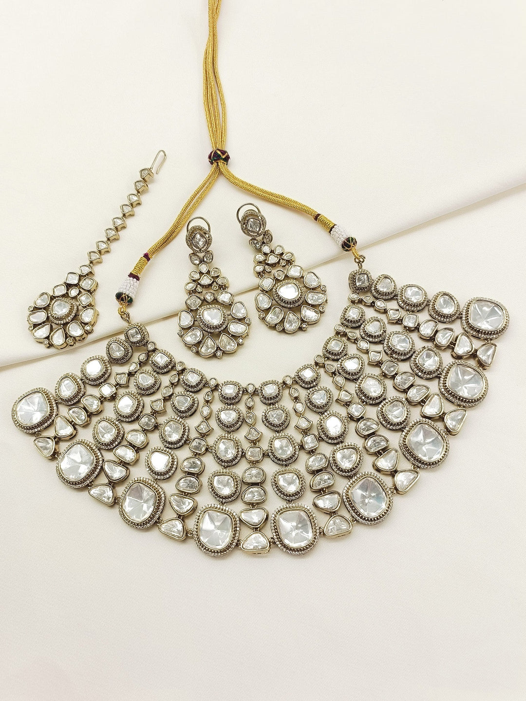 Tanaye White Victorian Necklace Set