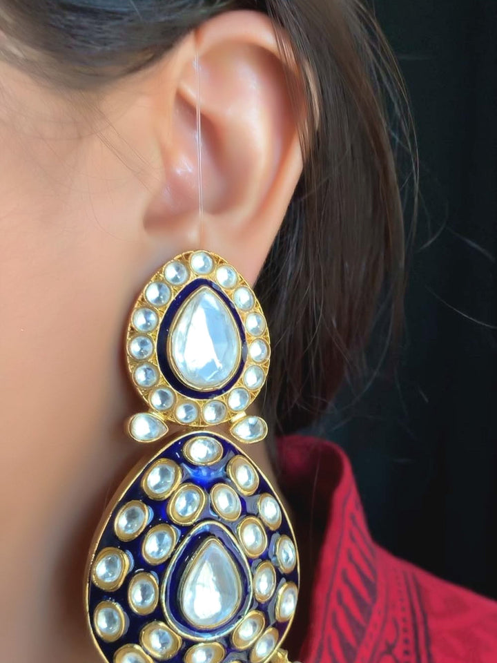 Shanaya Pack of 6 Transparent Kaan Chain (Pair)