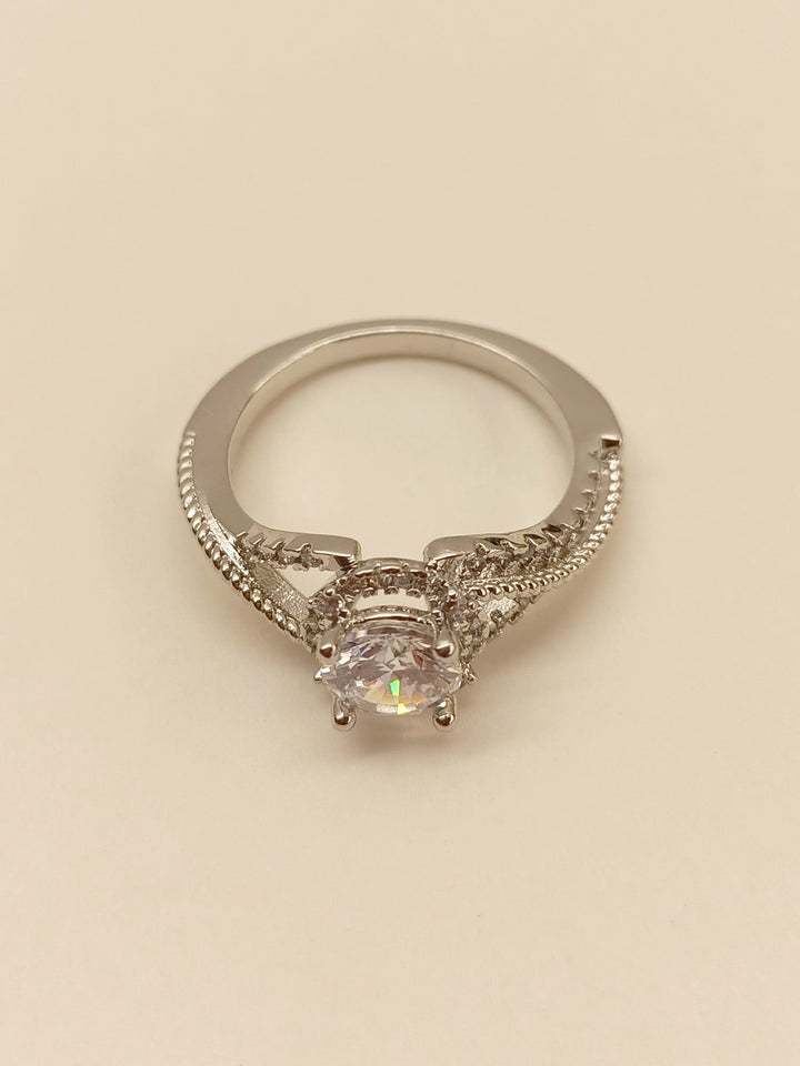 Wayaki American Diamond Finger Ring