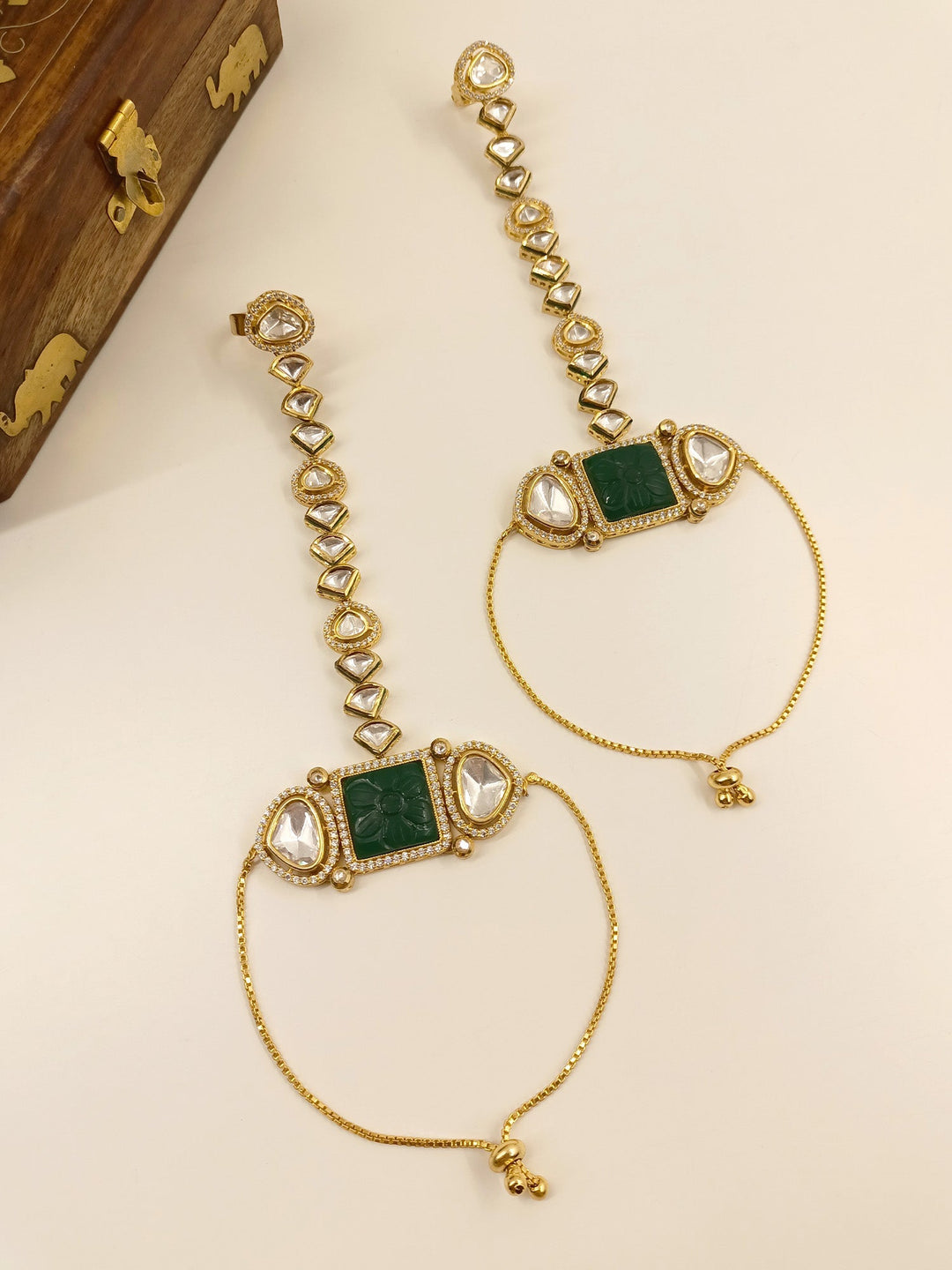 Aashvi Green Kundan Hathphool Set Of 2