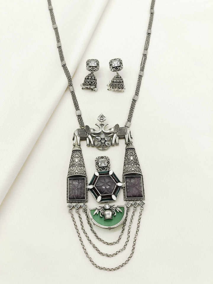 Qismat Grey Oxidized Pendant Set