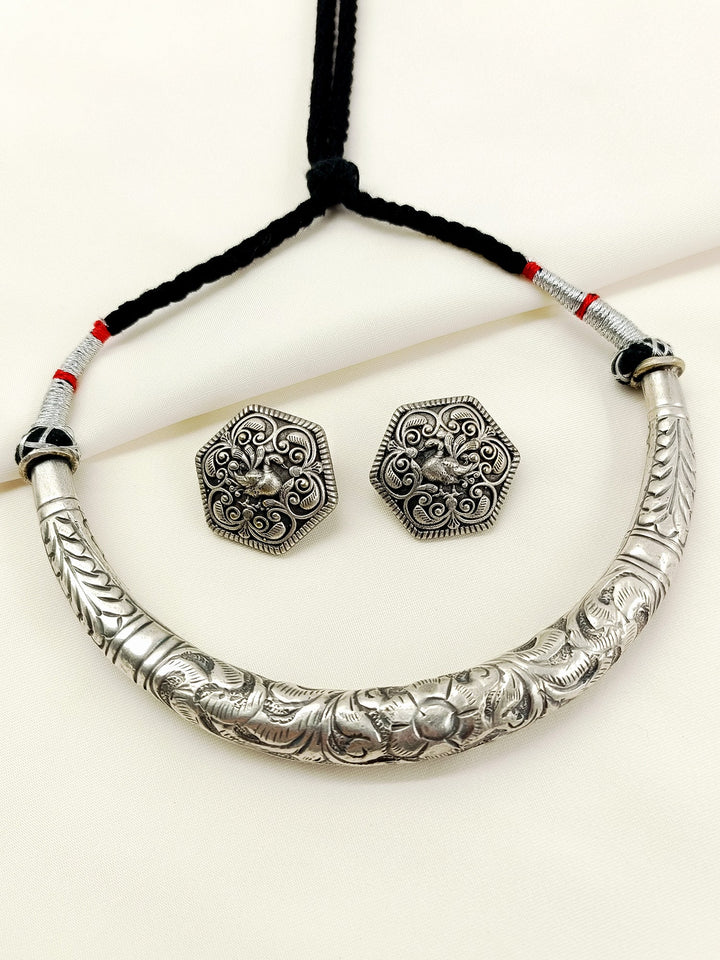 Irie Black Tribal Oxidized Hasli Choker Set