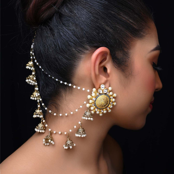 Simmi Off White Gold Plated Ear Chain