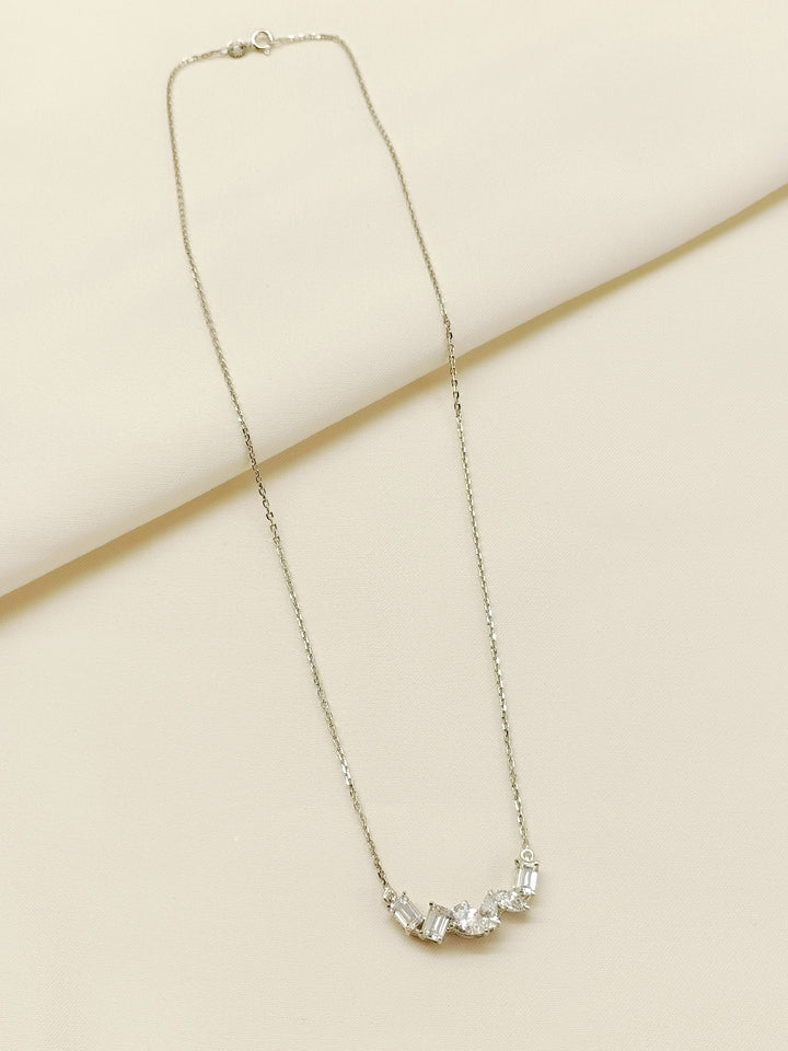 Aamiha 92.5 Silver Swarovski Stone Pendal