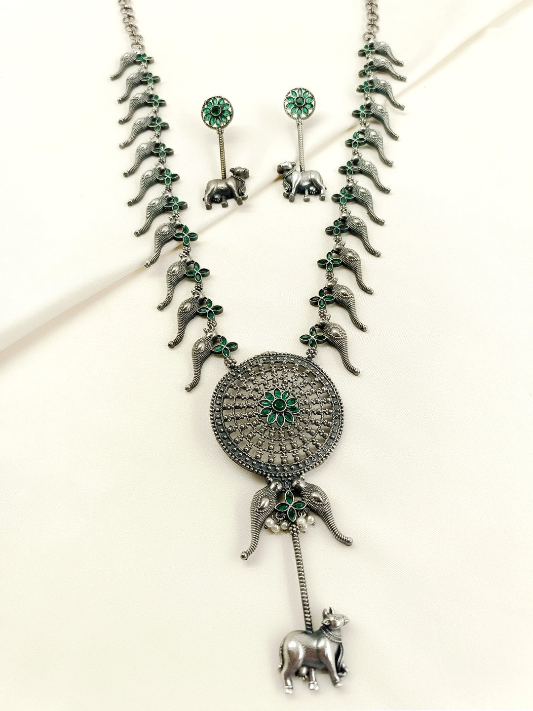 Avisha Green Oxidized Necklace Set