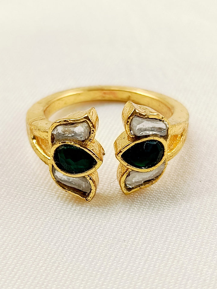 Kanizah Green Kundan Finger Ring