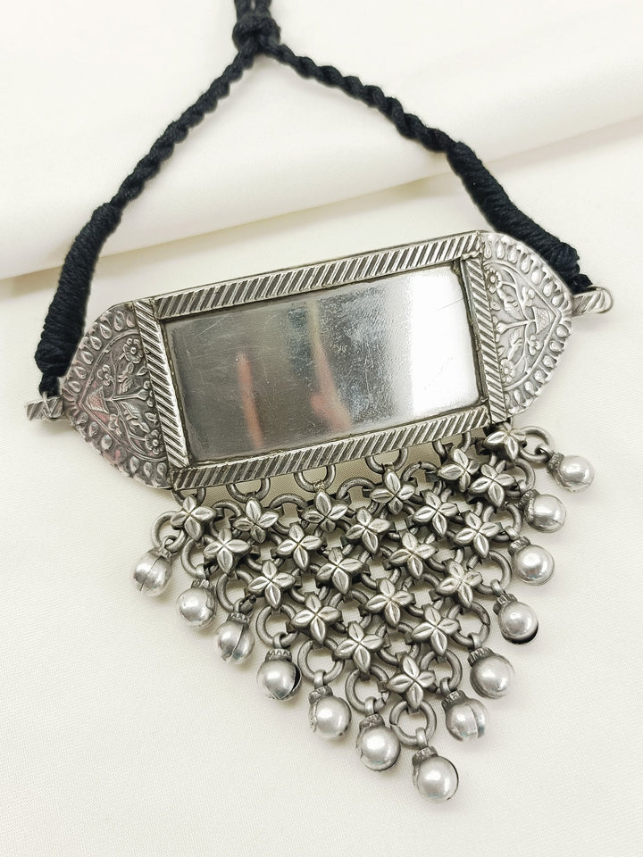Indulekha Plain Oxidized Neckpiece