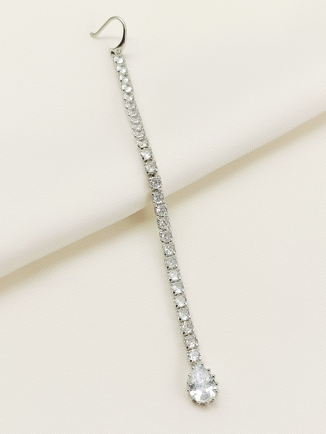Eila White American Diamond Teeka