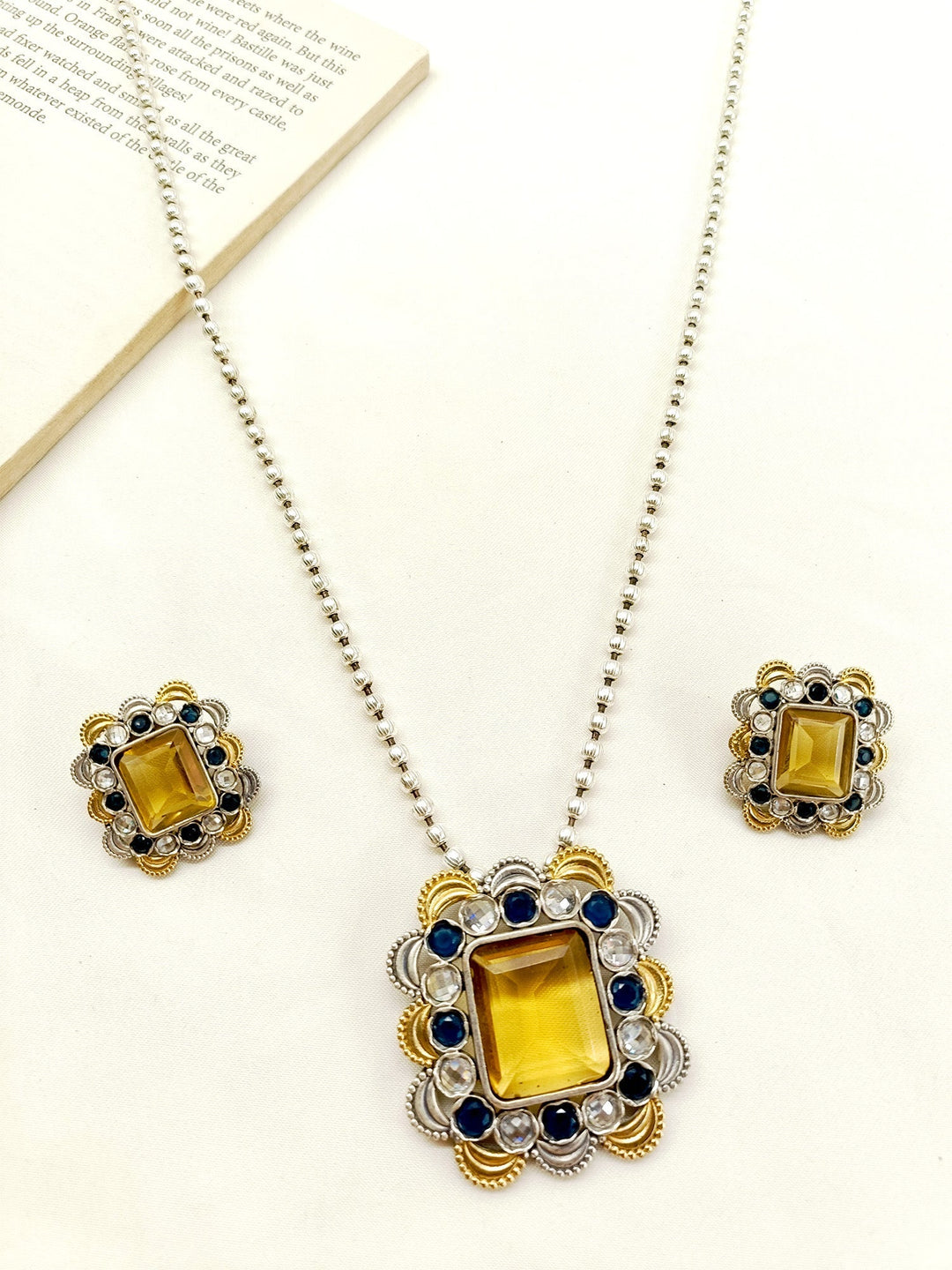 Dhami Yellow Oxidized Pendant Set