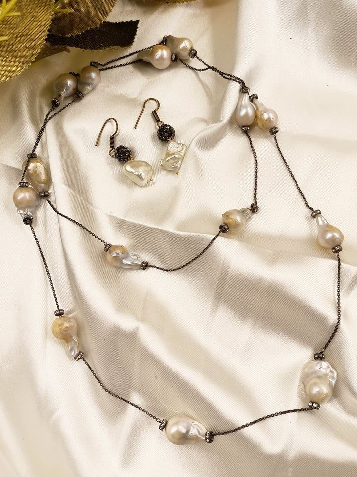 Nishtha Mother Of Pearl Long Chain Set