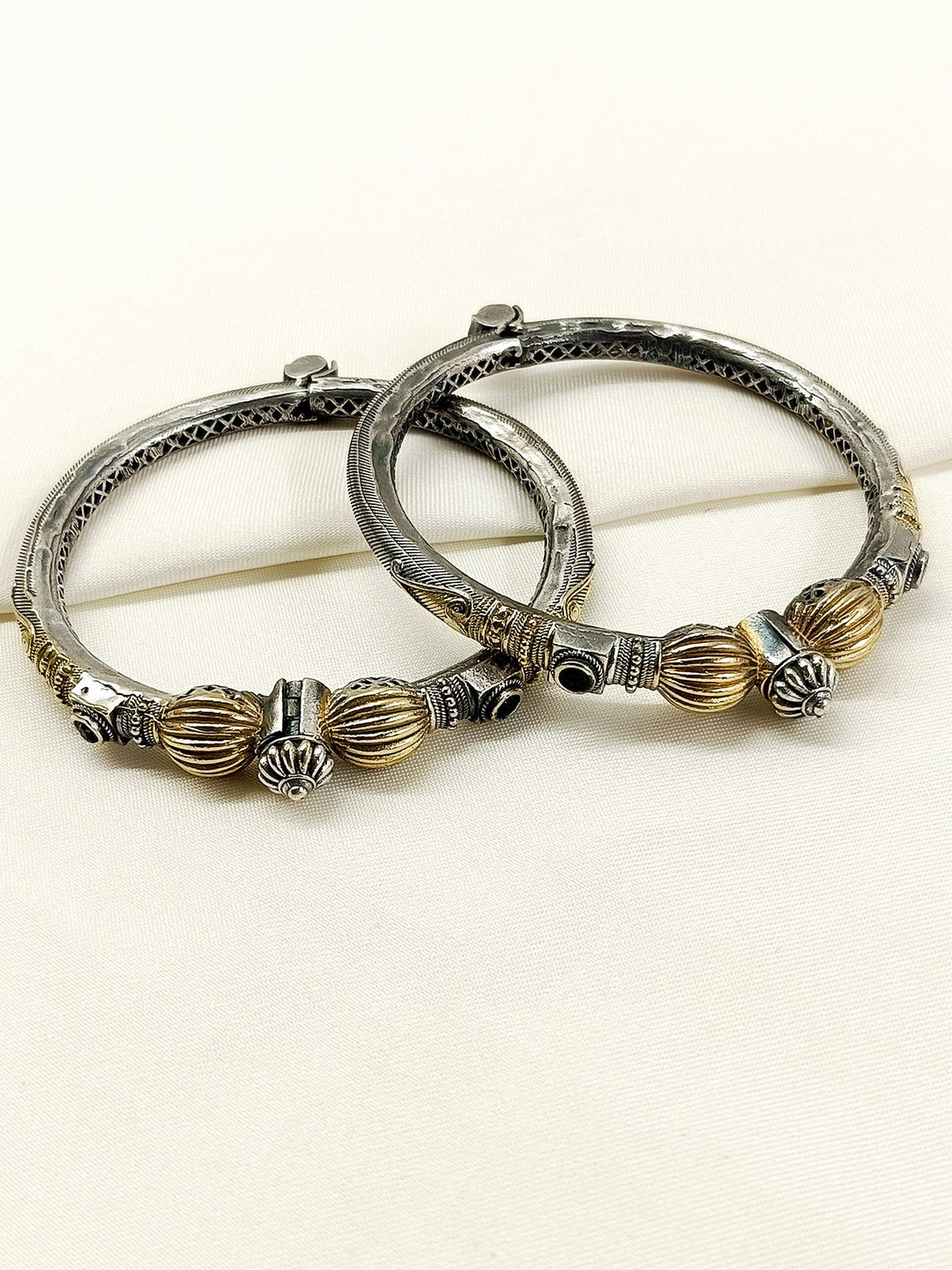 Mena Dual Tone Oxidized Bangles