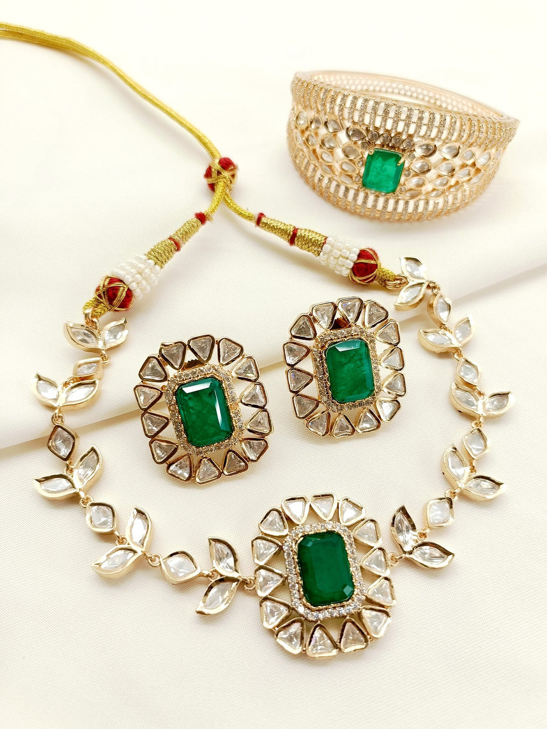 Inaayat Green Kundan Choker With Bracelet Combo set