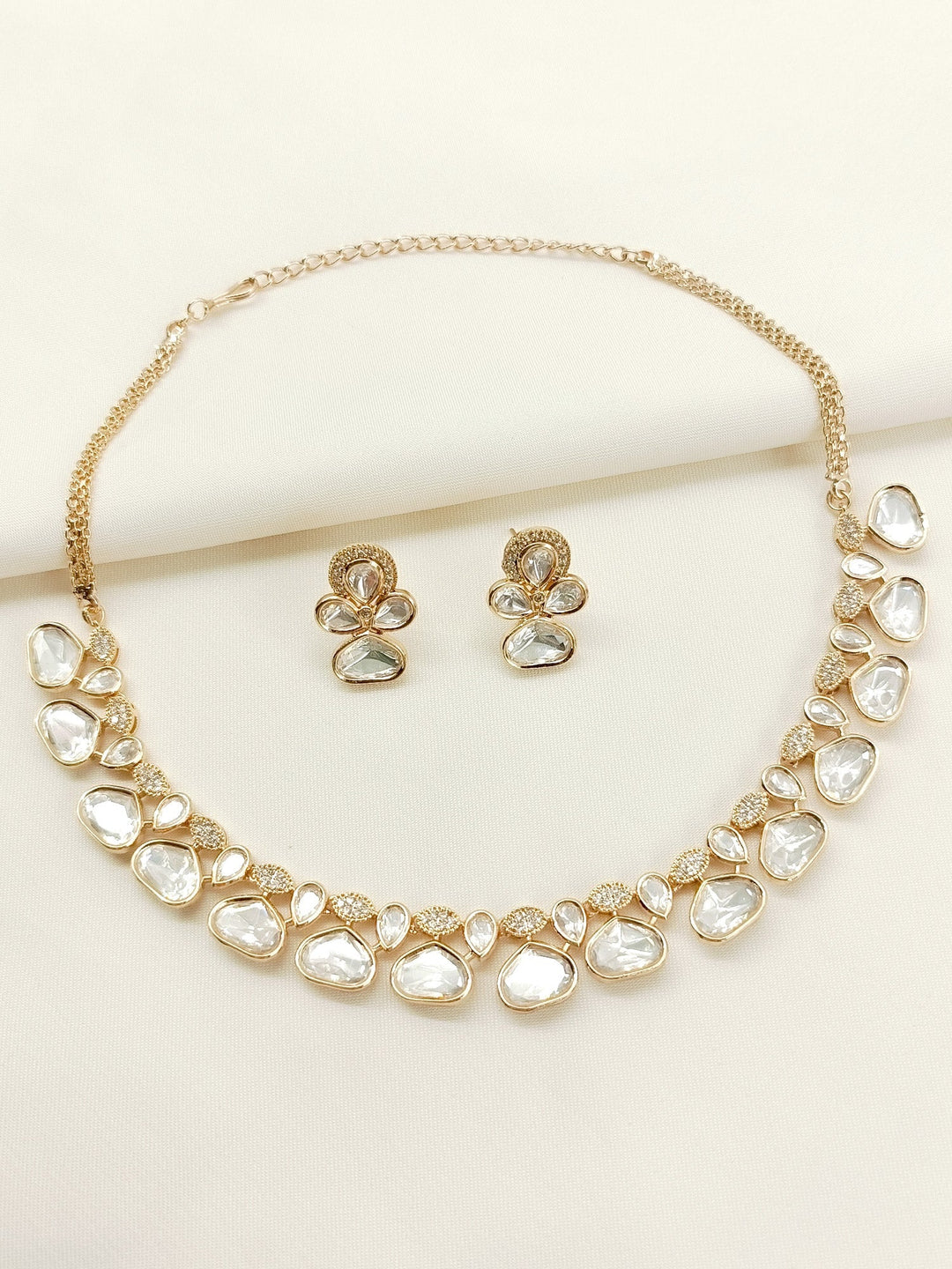 Giva White Kundan Necklace Set