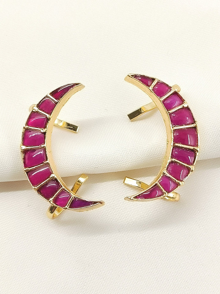 Pusma Ruby Men's Moon Shape Kundan Earcuff [Price Is For Pair]