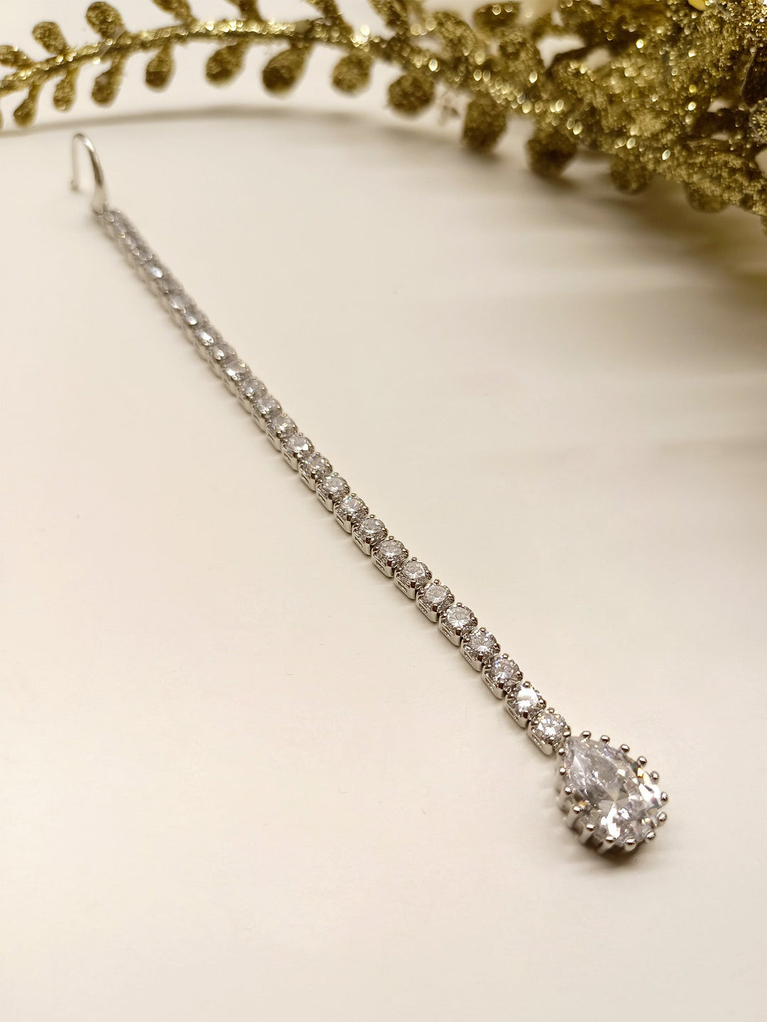 Razia White American Diamond Maangtikka