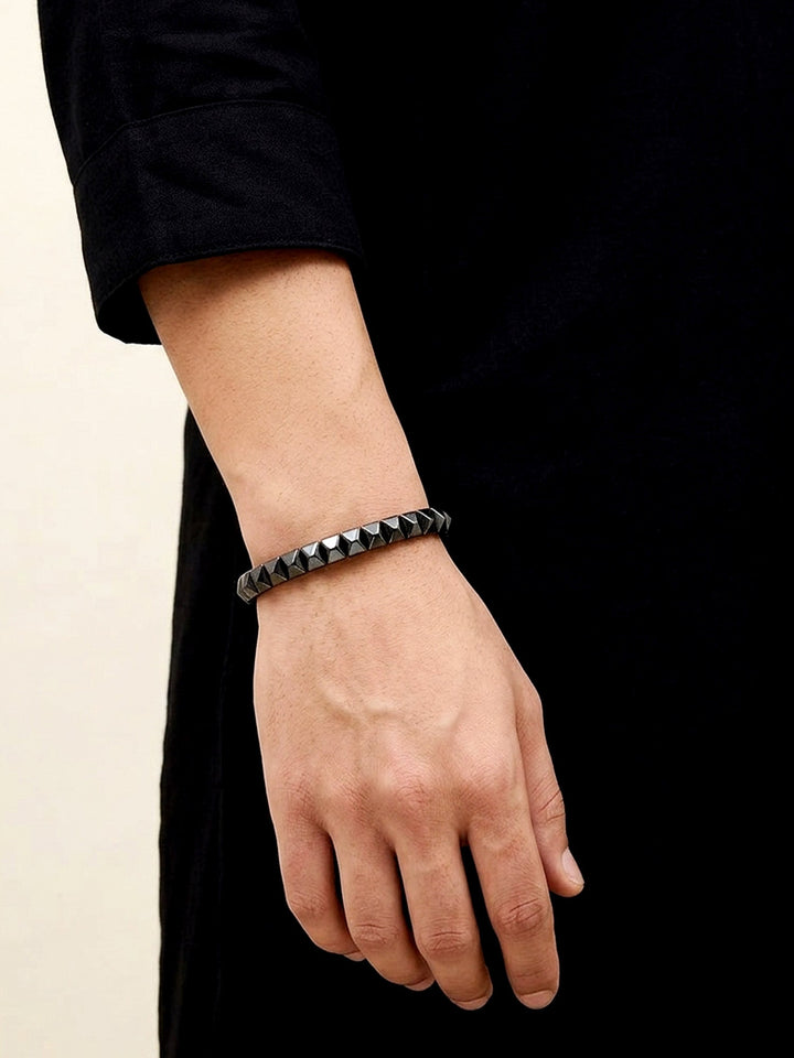 Devyan Black Pyramid Hematite Men&