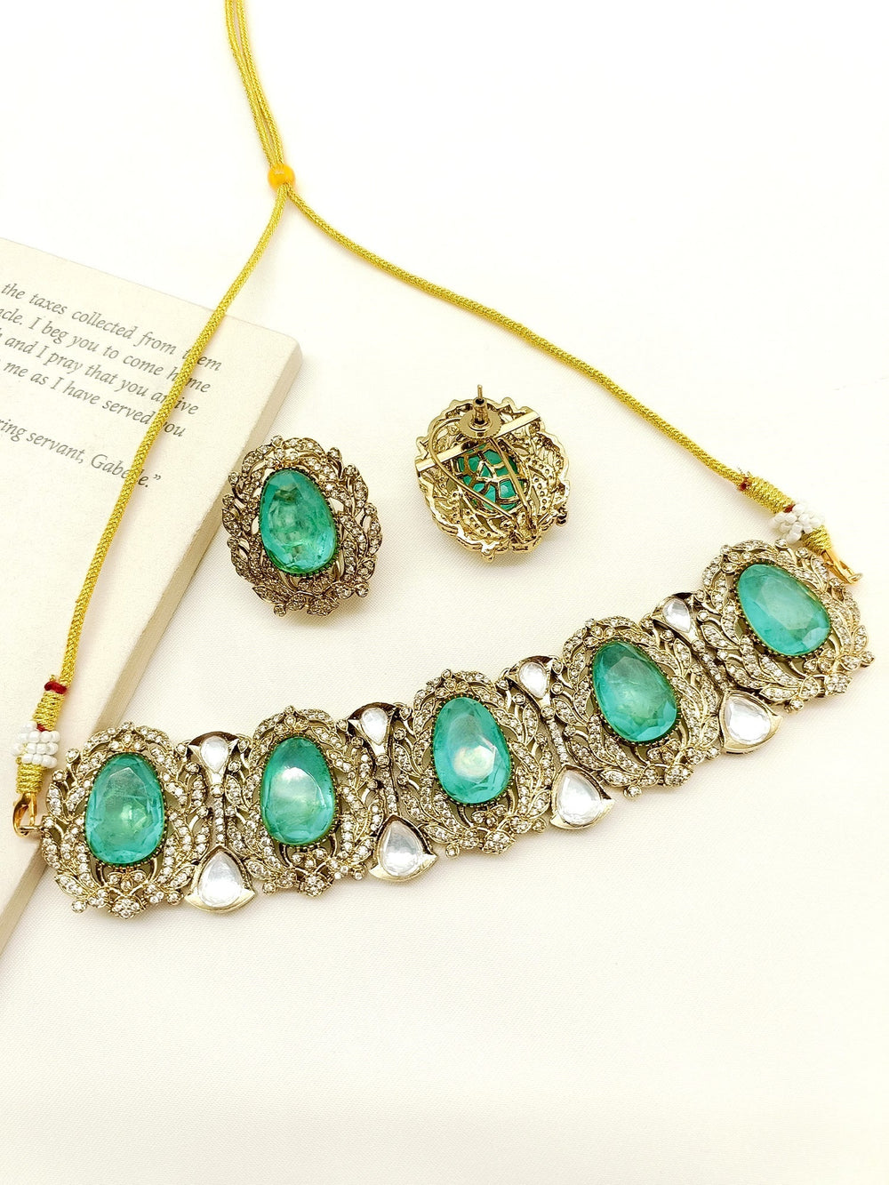 Vera Mint Green Victorian Choker Set