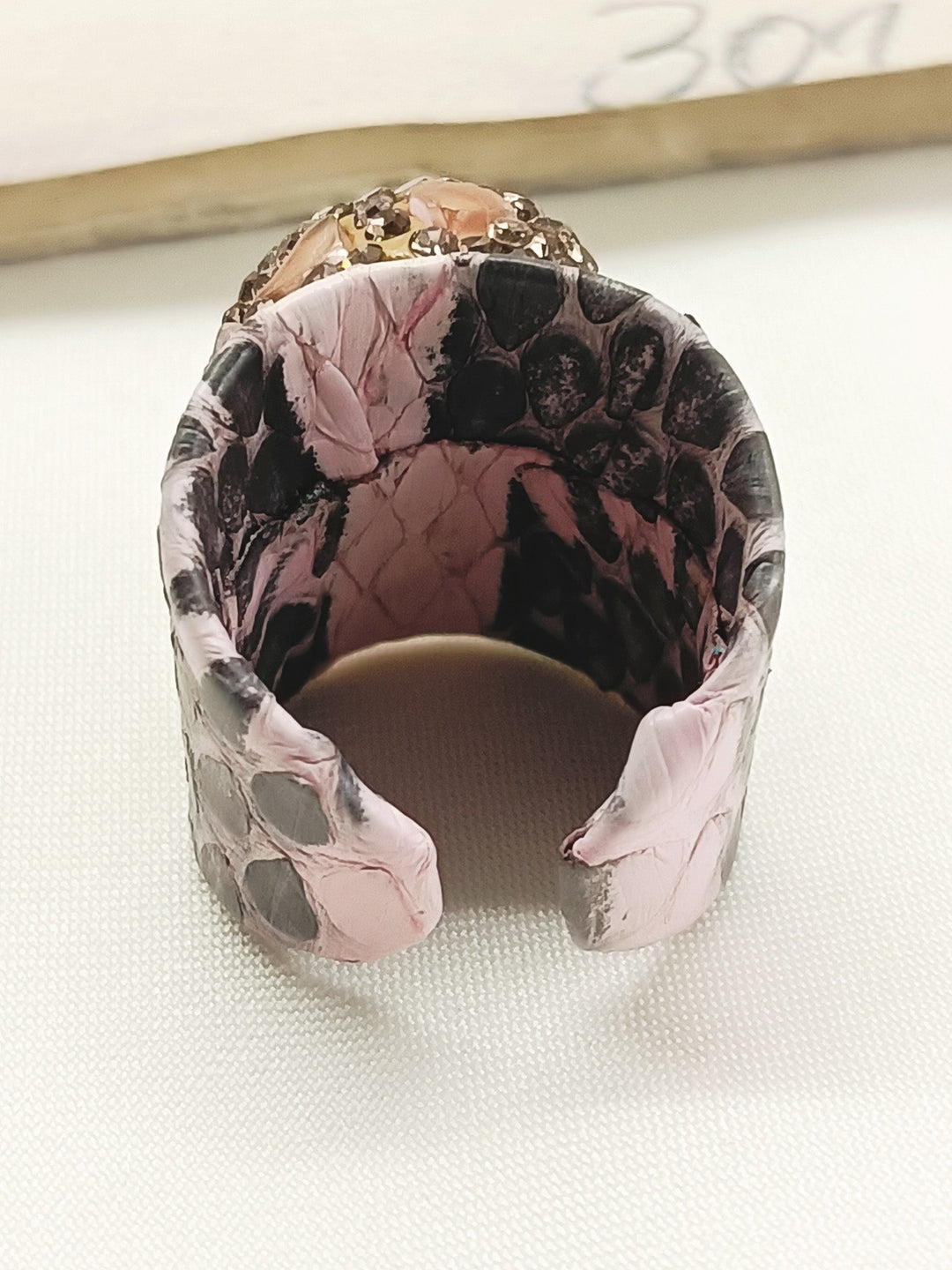https://cdn.shopify.com/s/files/1/0607/4479/4285/files/2_6a02002c-cfe4-4af8-b916-449904a90dad.jpg?v=1763461400