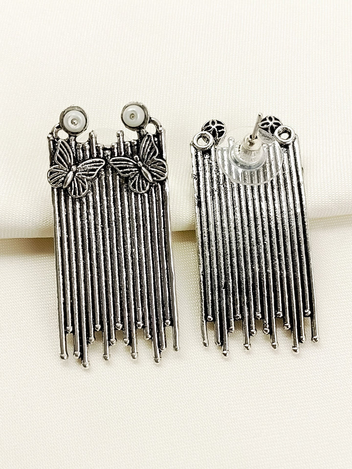 Zana White Pearl Oxidized Tops - 4.5 cm Earring