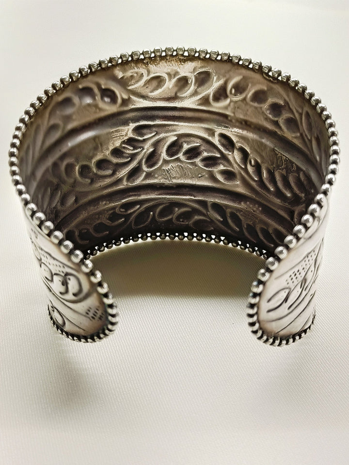 Nazia Baby Pink Oxidized Bracelet