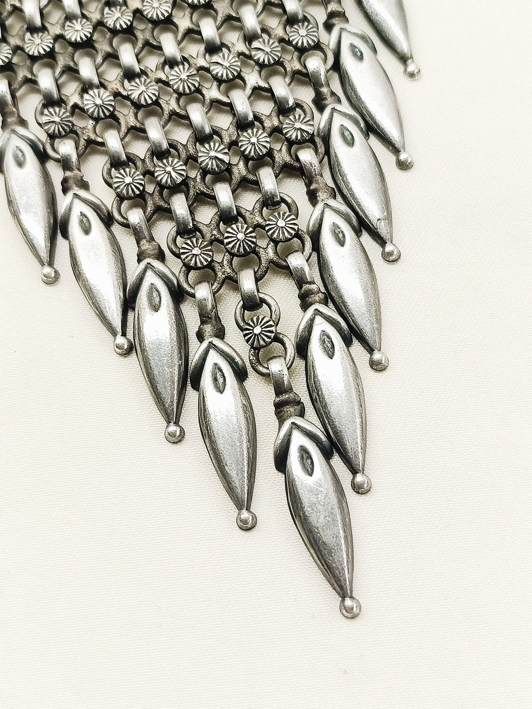 Rupini Plain Oxidized Key Ring