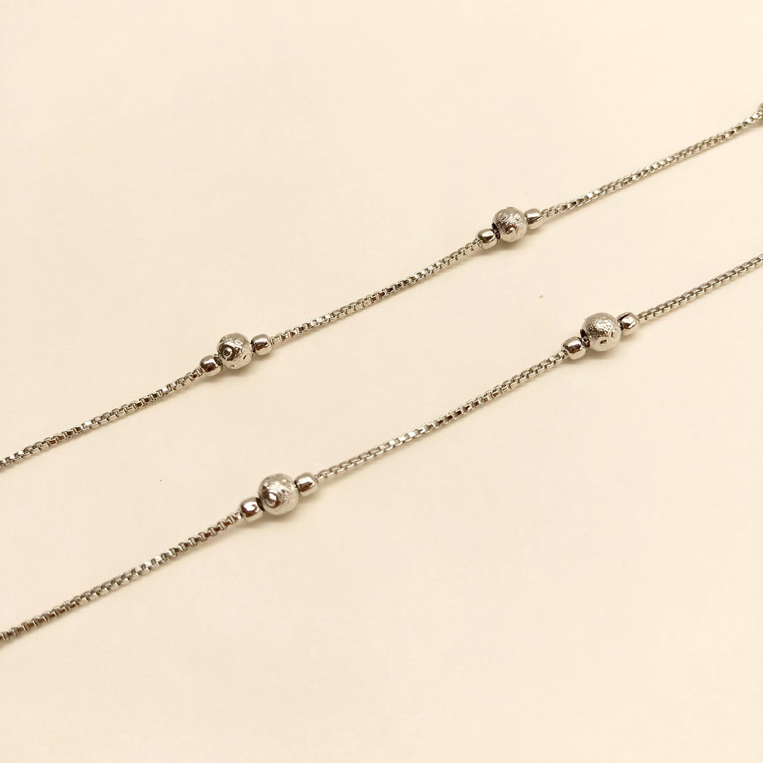 Urfi Silver Plated Delicate Payal/Anklet