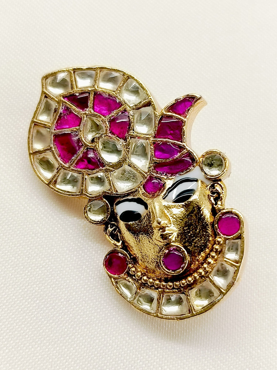 Harina Ruby Shrinath Ji Brooche