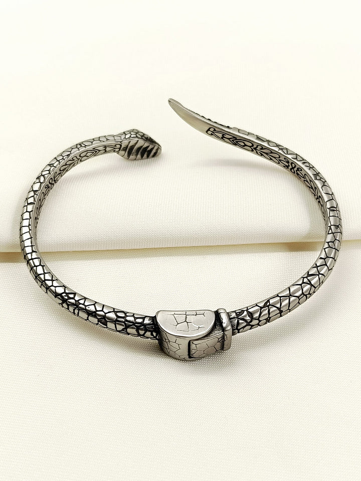 Satyajit Naga Snake Gun Metal Men&