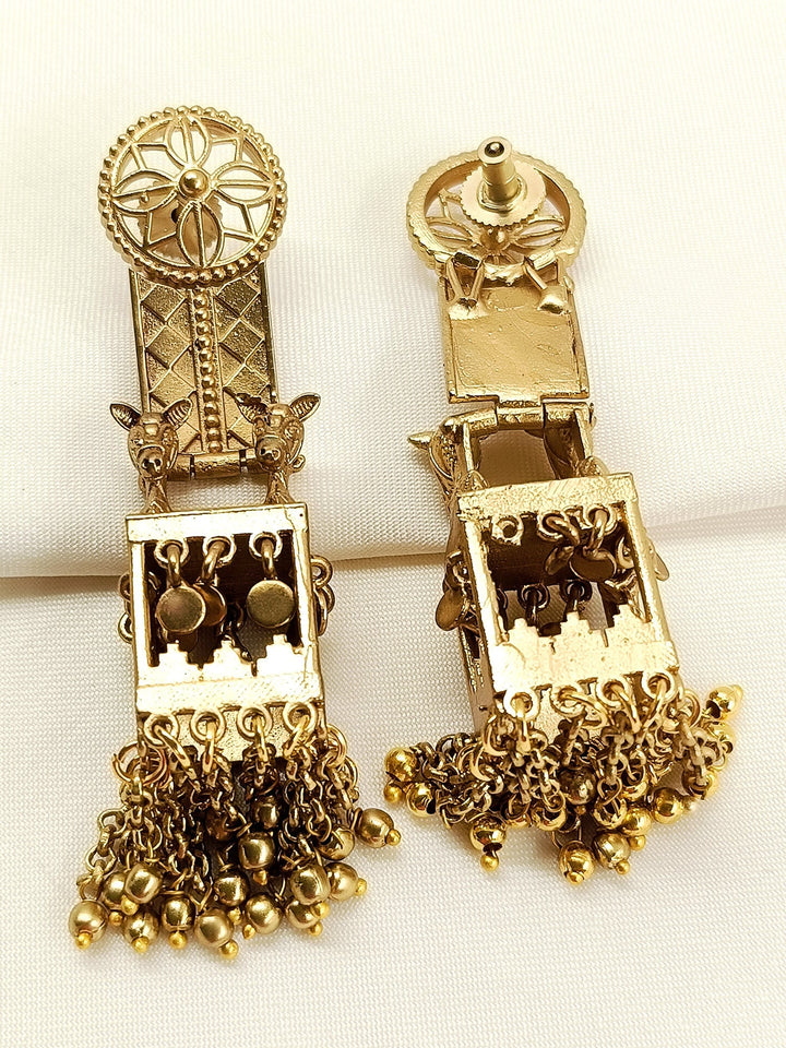 Sanhita Golden Chariot Oxidized Earring - Antique Gold