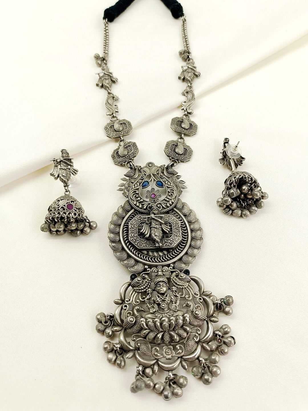 Yashvi Blue Oxidized Necklace Set