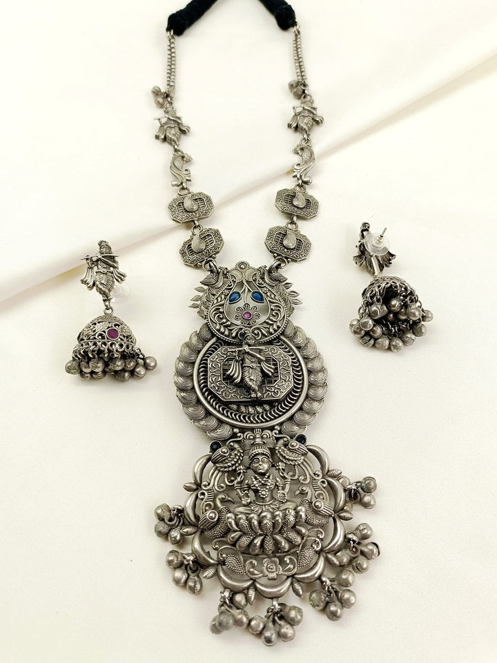 Yashvi Blue Oxidized Necklace Set