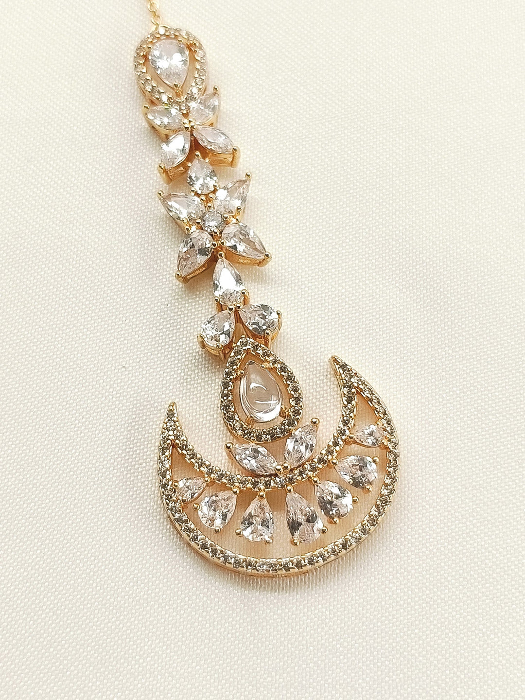 Kinari White American Diamond Teeka