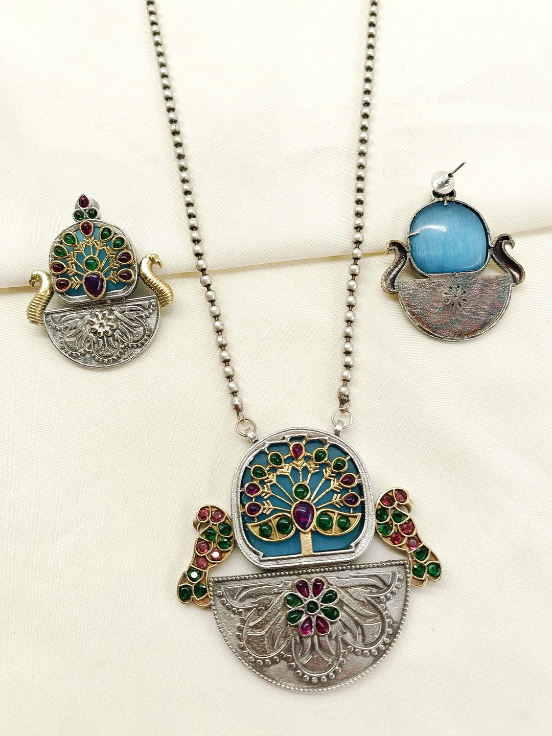Oceana Multi Colour Oxidized Pendant Set
