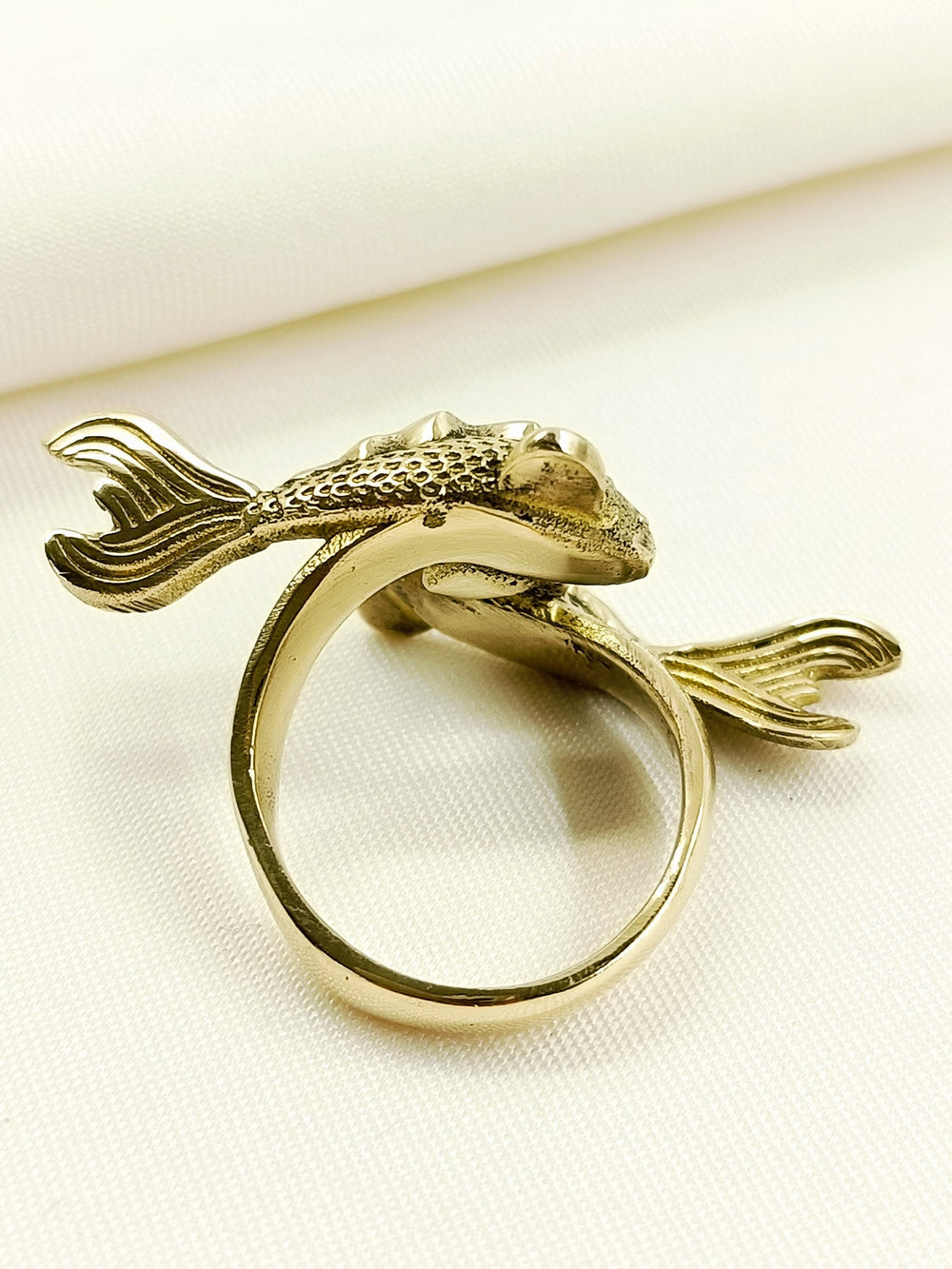 Vivanesh Golden Men's Finger Ring - Antique Gold Plating