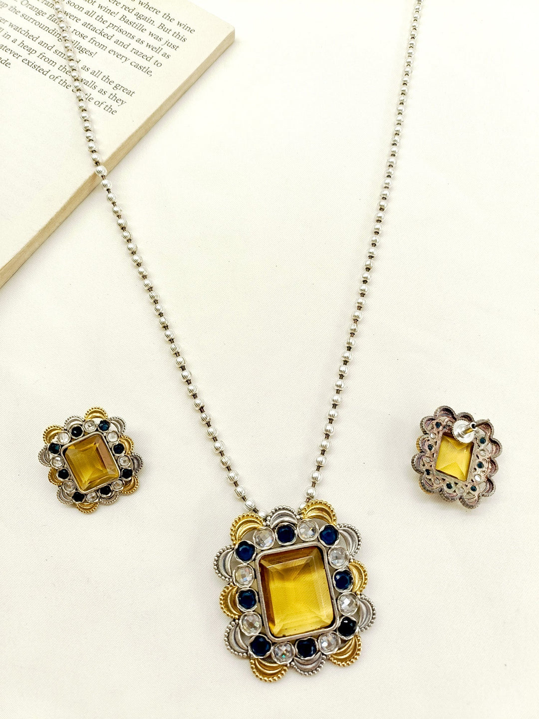 Dhami Yellow Oxidized Pendant Set