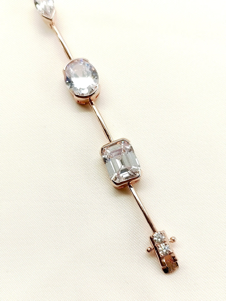 Aishwarya White American Diamond Bracelet