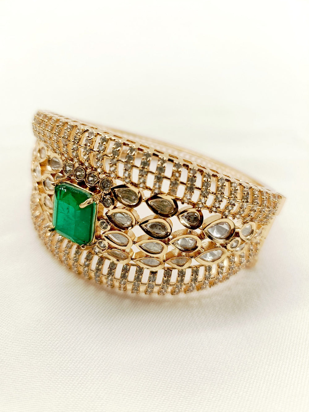 Shalini Green Kundan Bracelet