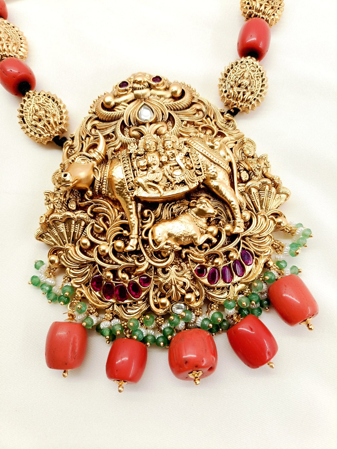 Atkarsh Coral Nandi Beads Neckpiece