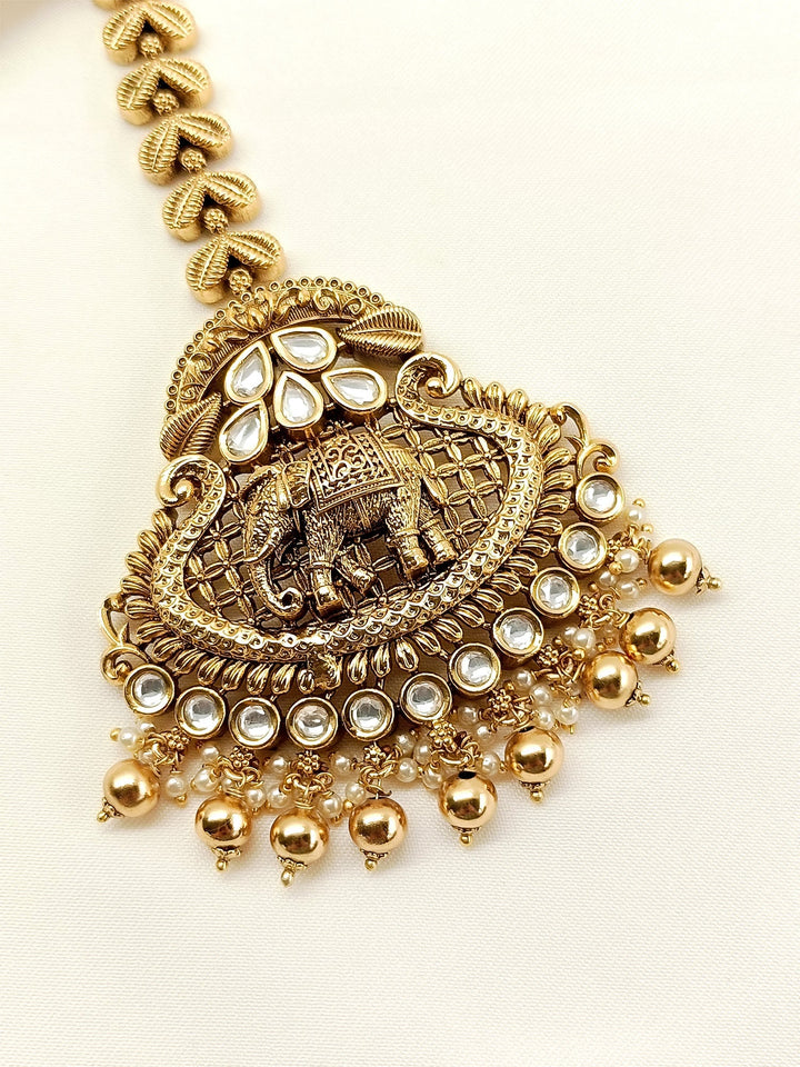 Anam White Antique Teeka