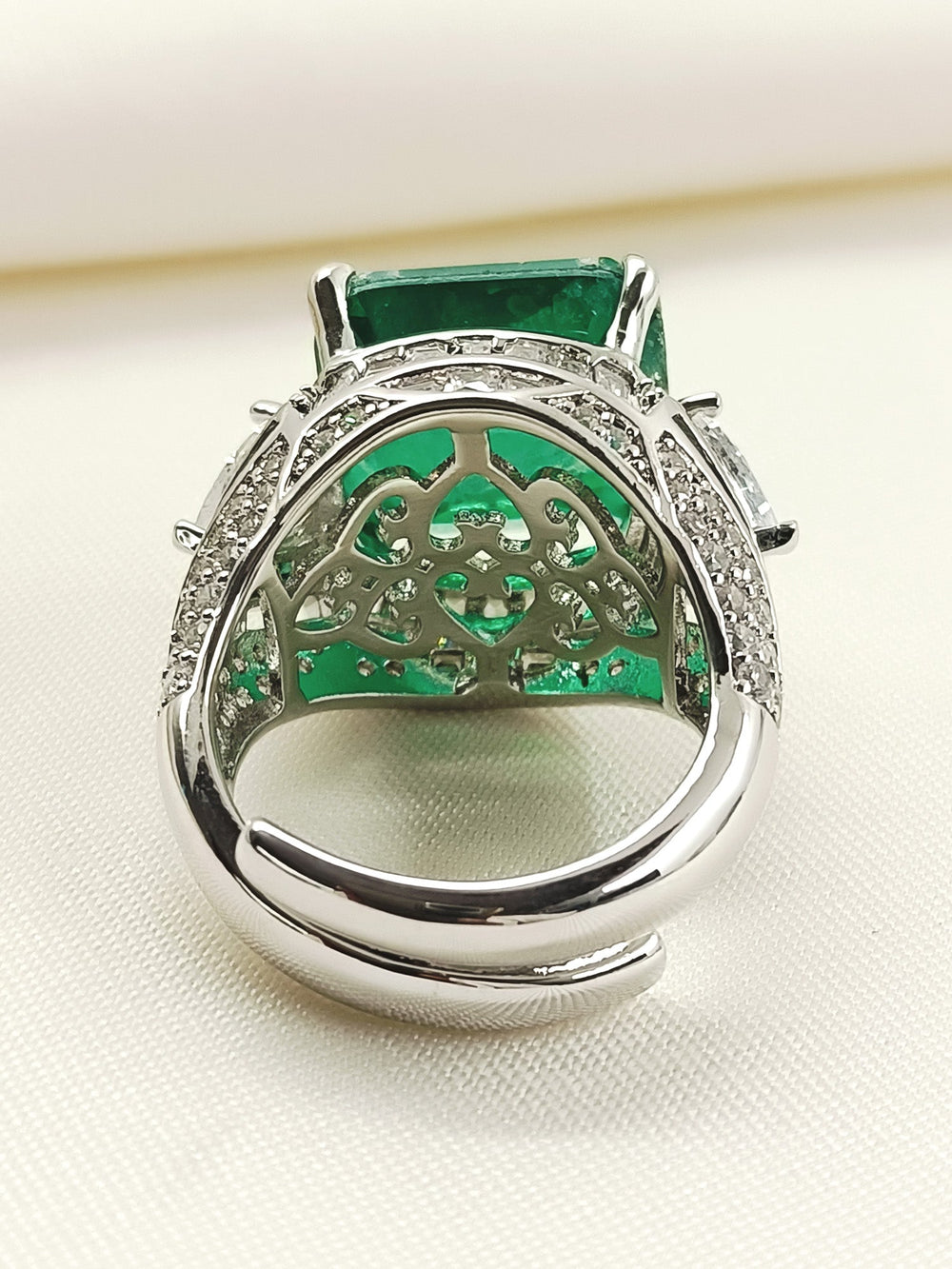 https://cdn.shopify.com/s/files/1/0607/4479/4285/files/2_593e7572-04b0-4805-85ee-7d48c150079e.jpg?v=1771242899