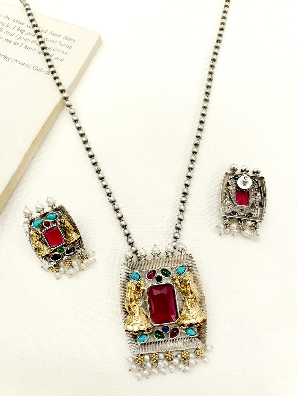 Raissa Multi Colour Oxidized Pendant Set