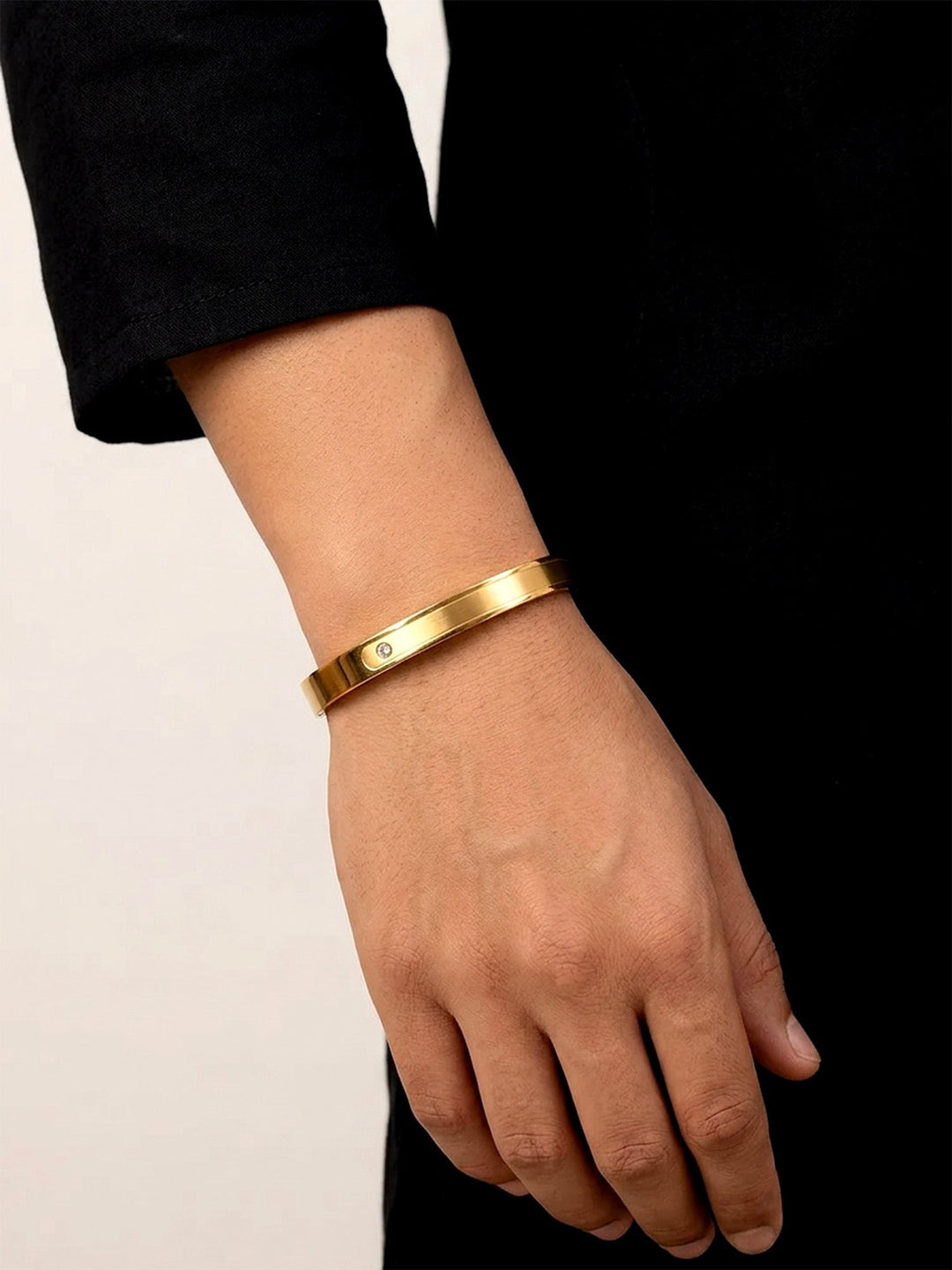 Vihanraj Golden Minimal Stone Men&