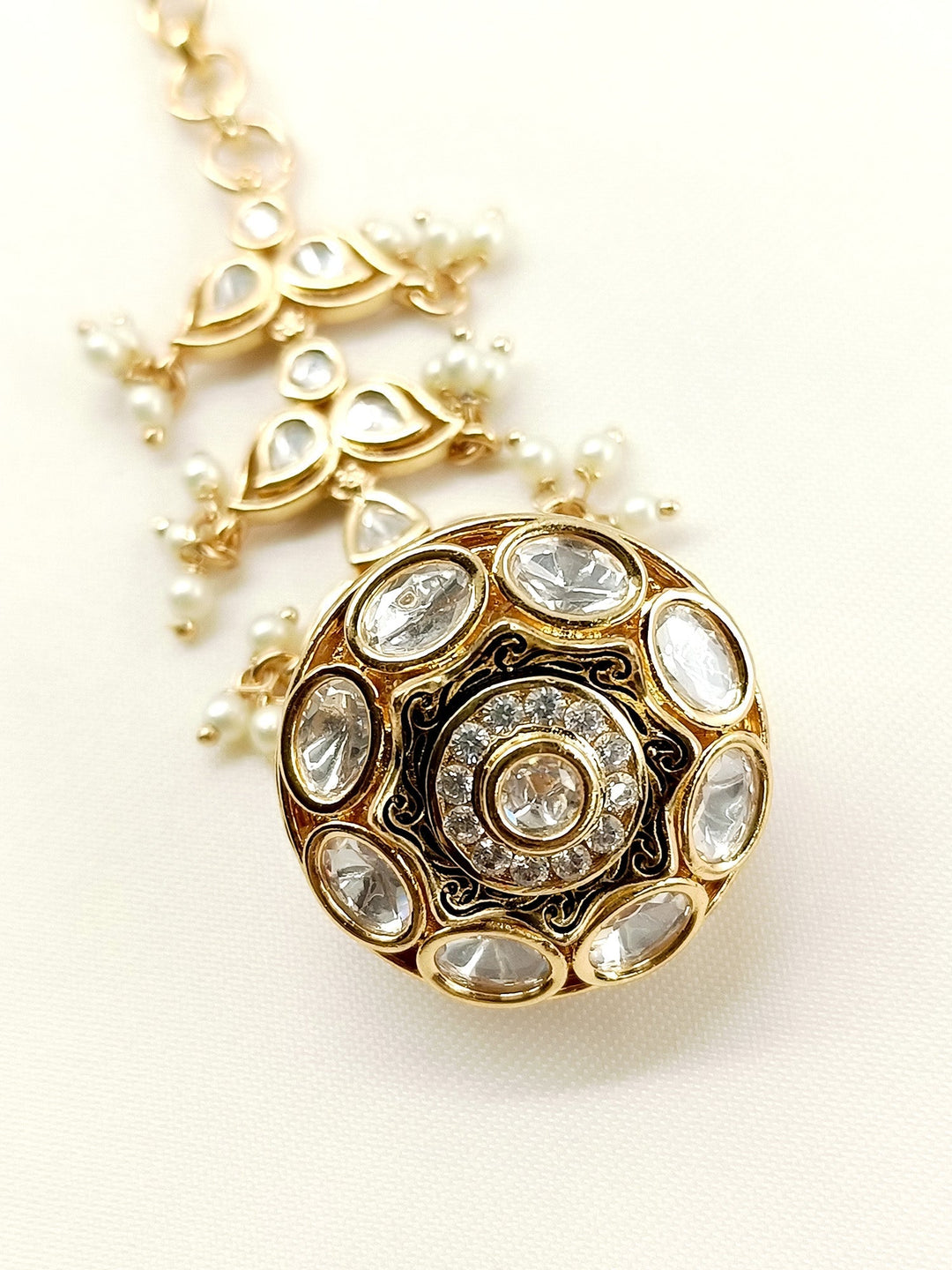 Gulli White Kundan Borla