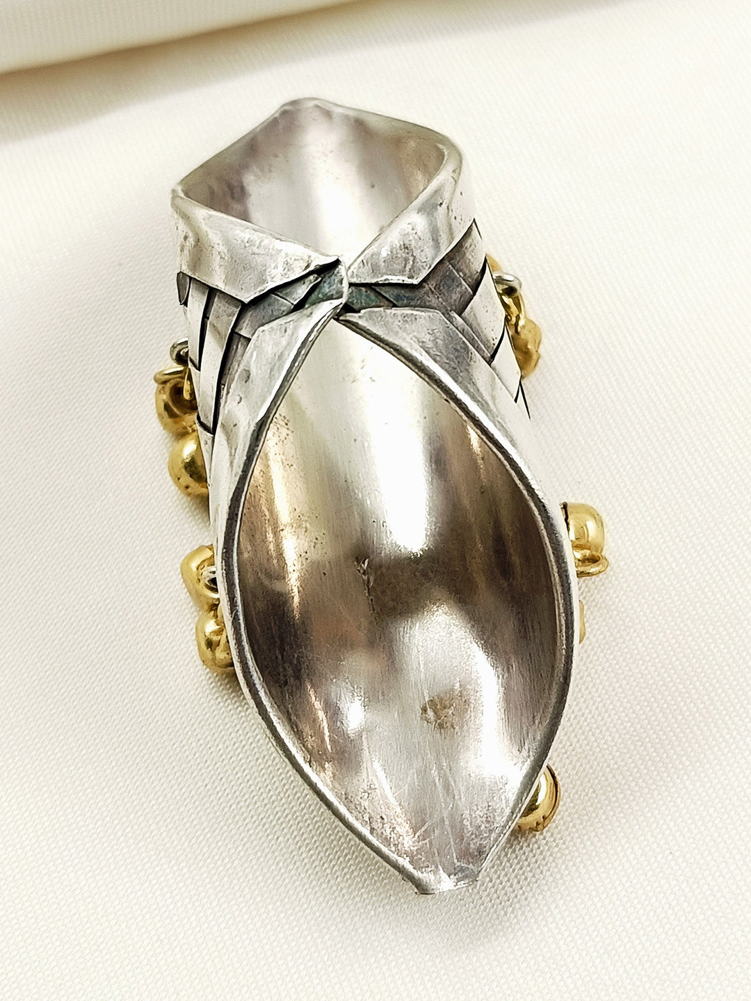Gopika R&amp;G Oxidized Finger Ring - Adjustable Silver Plating