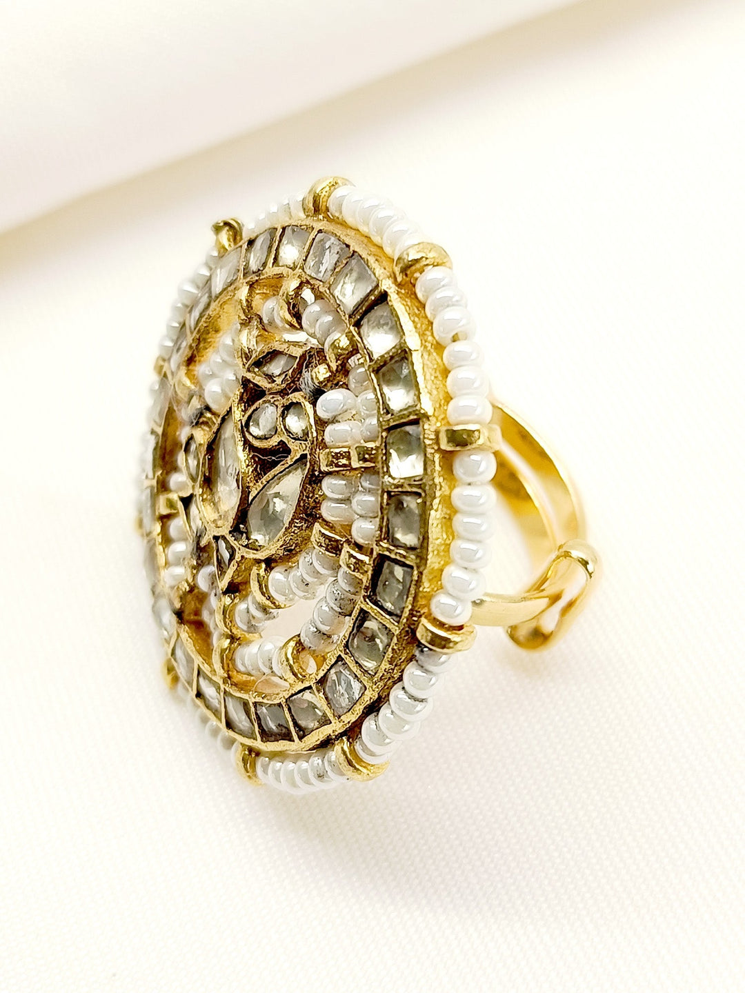 Mukta White Kundan Finger Ring