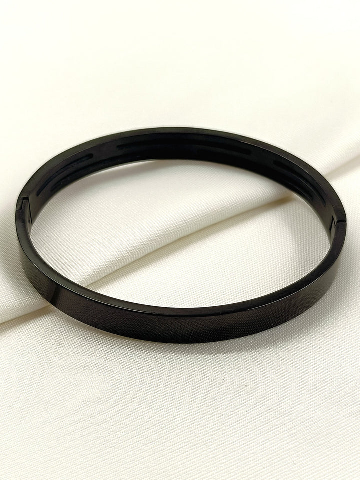 Viaan Black Triple Line Stone Men&